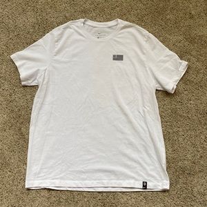 NEW! USA Soccer T-Shirt by Nike Mens Size XL. Great Condition!